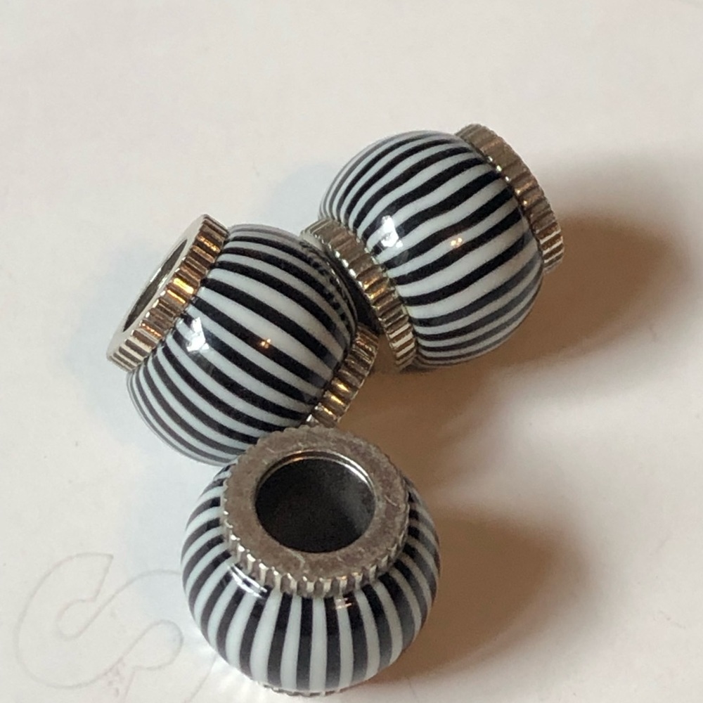 Lot of 3 Brighton 3 zebra beads  striped  black white NWOT   3 beads